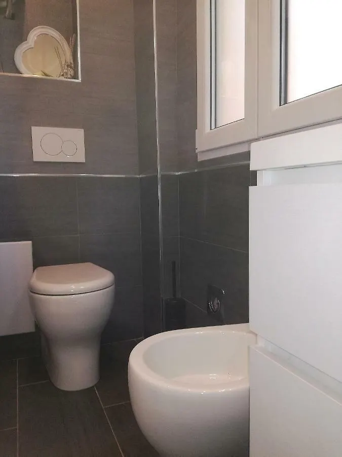 Clelia.F Apartments ボローニャ 0*,